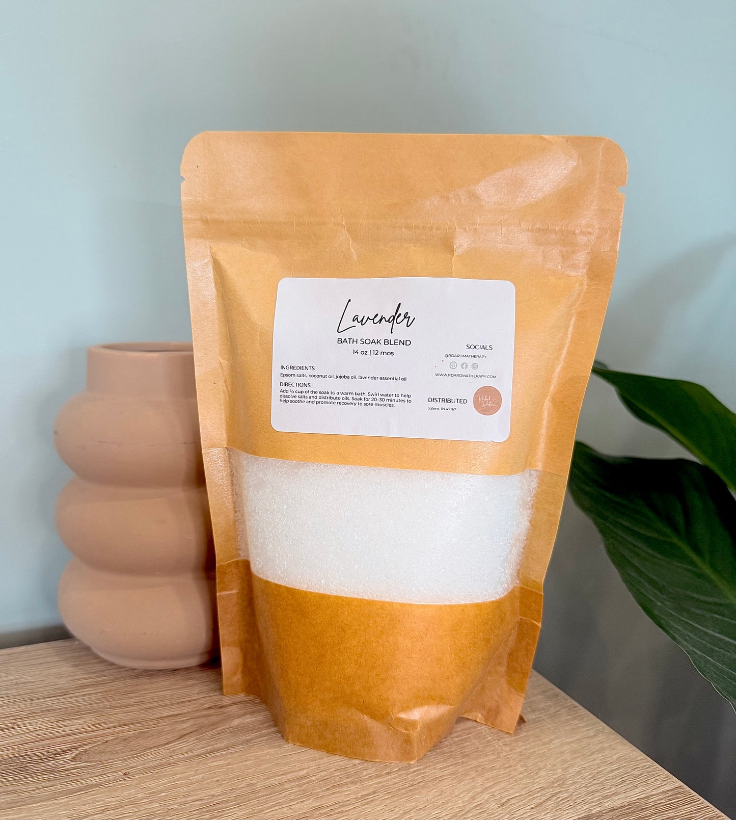 Lavender Bath Soak – Relaxing & Calming Aromatherapy Salt Soak for Stress Relief