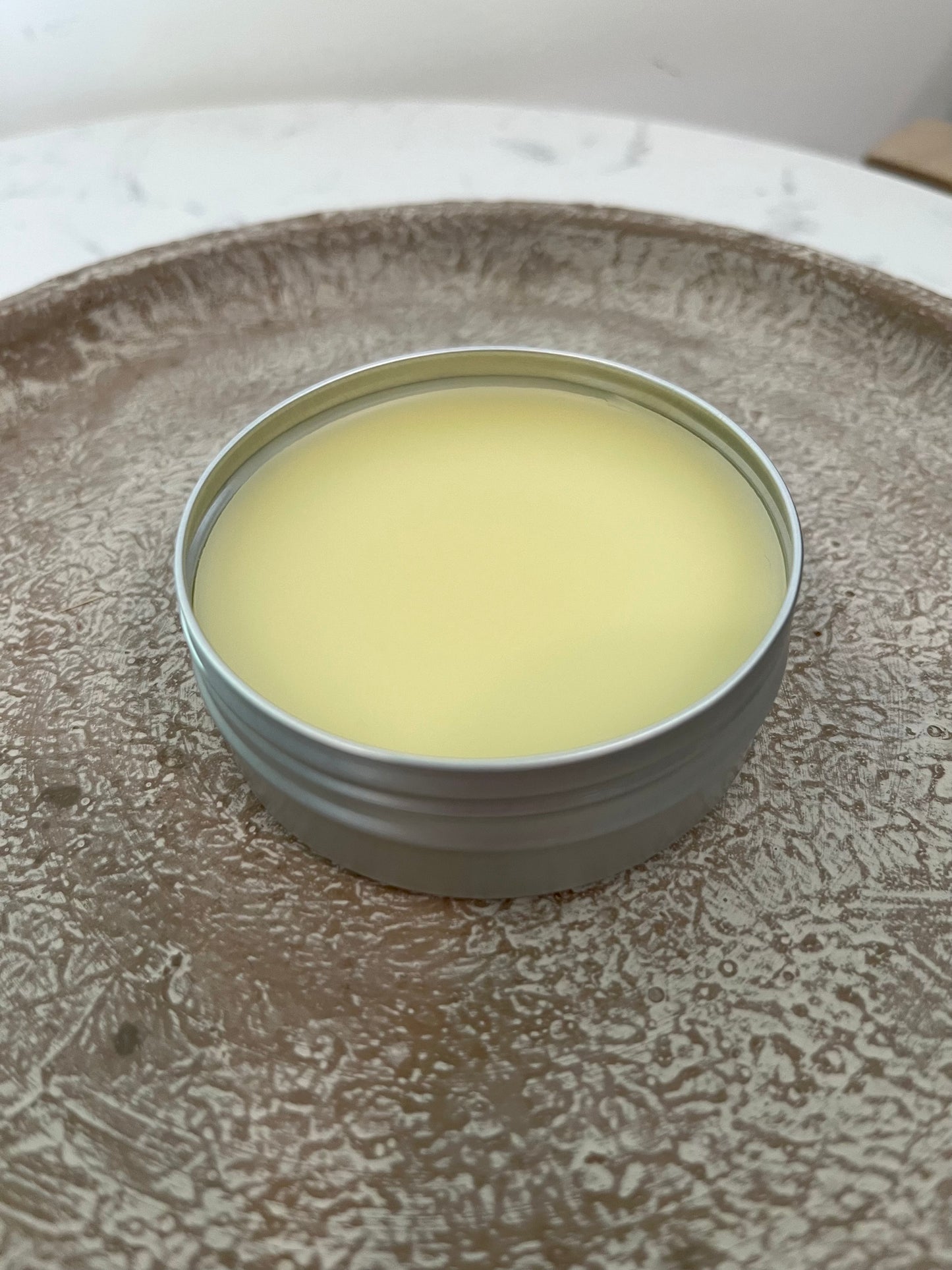 Gardener’s Hand Salve 🌿 Heals Dry Hands with Beeswax, Coconut Oil & Essential Oils