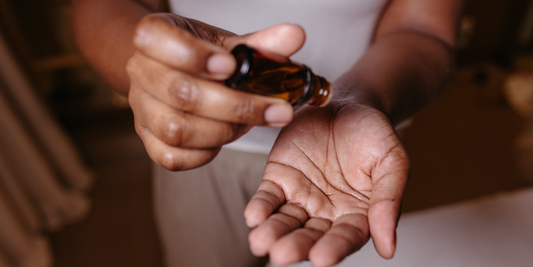 A Beginner’s Guide to Diluting Essential Oils + DIY Recipe for Stress